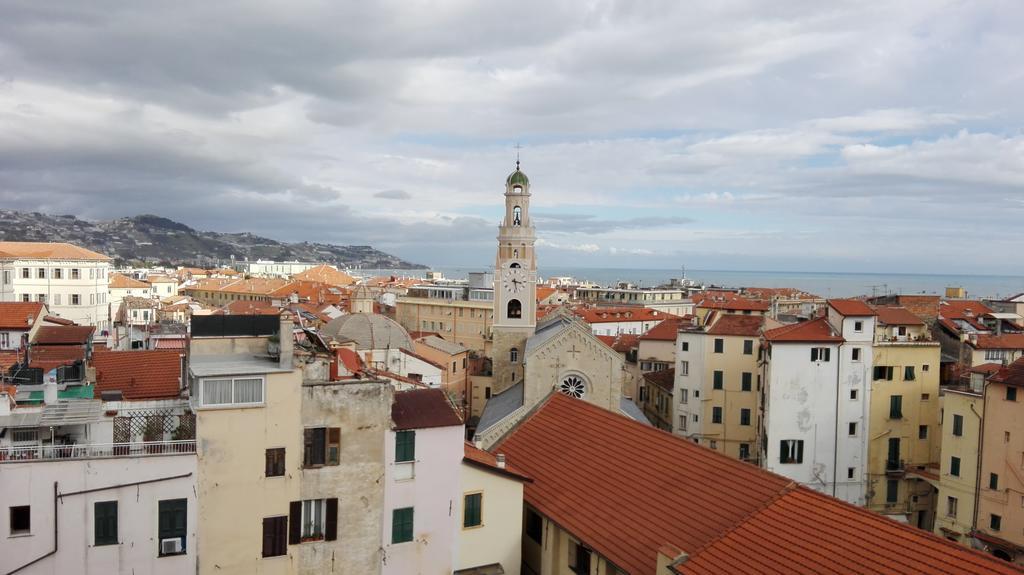Appartamento Bellavista Con Parking Privato, A Un Passo Dal Teatro Ariston Sanremo Exterior foto